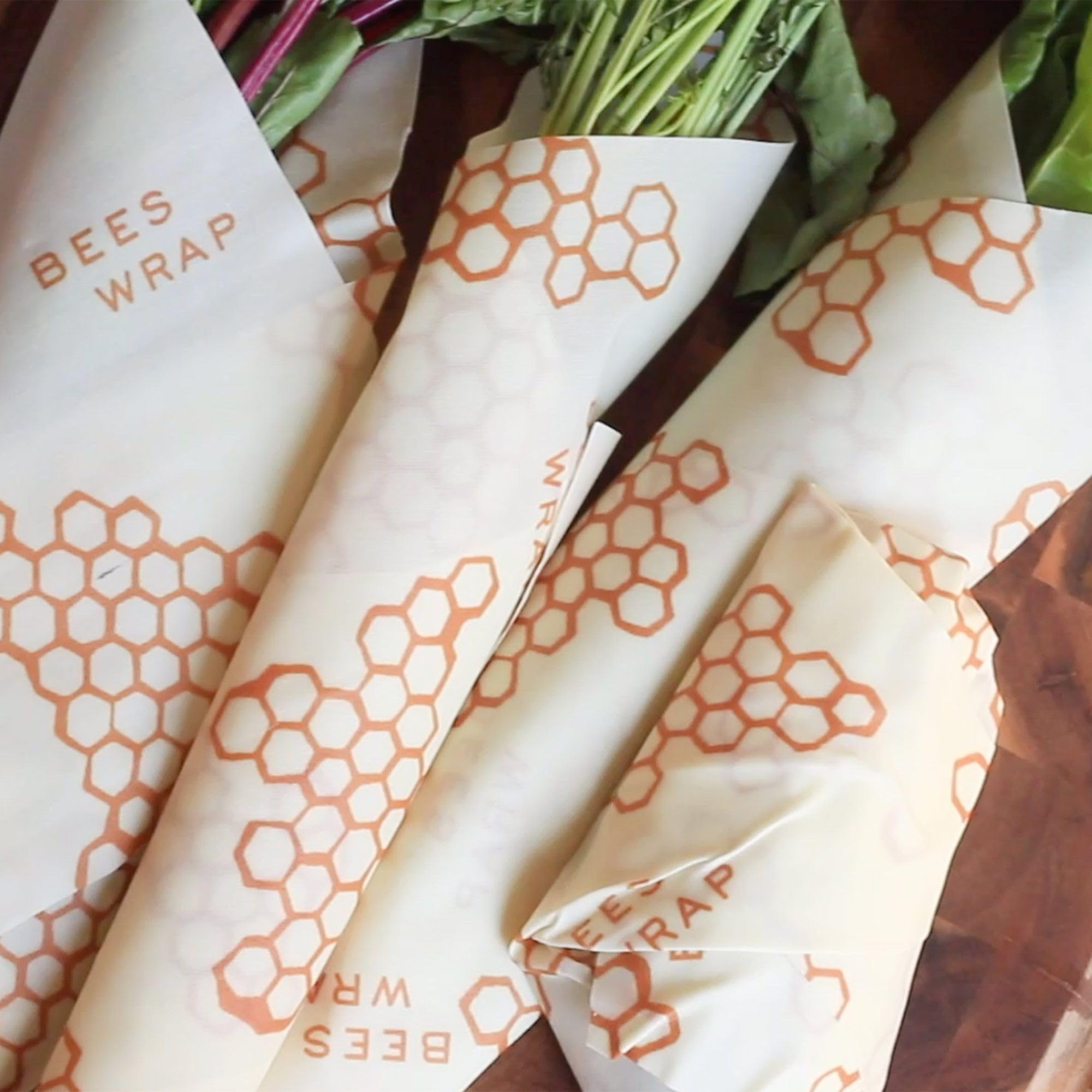 Bee's Wrap Reusable Beeswax Food Wraps Made in the USA, Eco Friendly Beeswax Wraps for Food, Sustainable Food Storage Containers, Organic Cotton Food Wrap, XXL Cut To Size Wax Paper Roll, Honeycomb